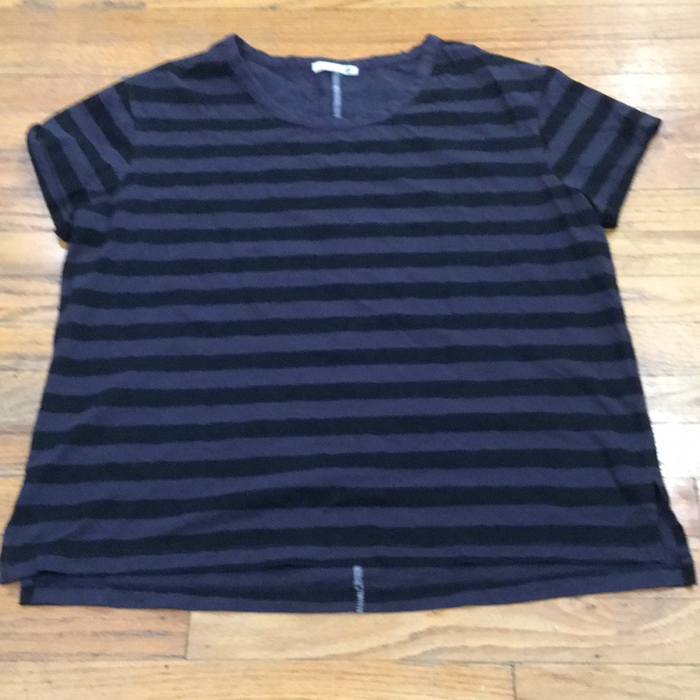 Sundry square tee